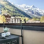 Au Pied Du Mont-blanc - Шамони